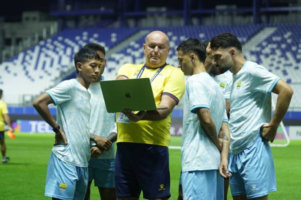 Persib Dibayangi Masalah Kebugaran Jelang Lawan Bangkok United di ACL 2