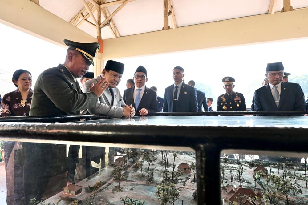 Foto-Foto Prabowo Kunjungi Museum Pengkhianatan PKI di Lubang Buaya