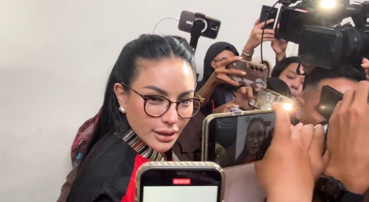 Viral Respons Nikita Mirzani soal Ibu Vadel Badjideh Pingsan usai Dengar Vonis!