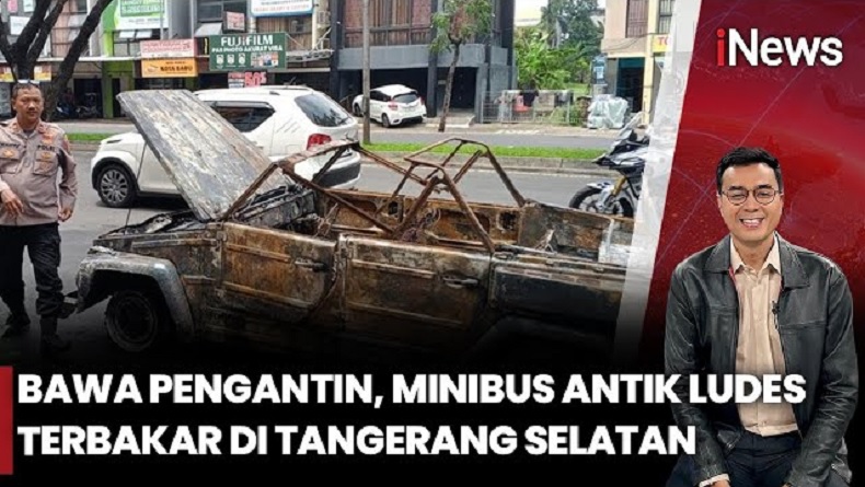 Mobil Antik Pengantin Terbakar di Jalan Graha Raya Tangsel