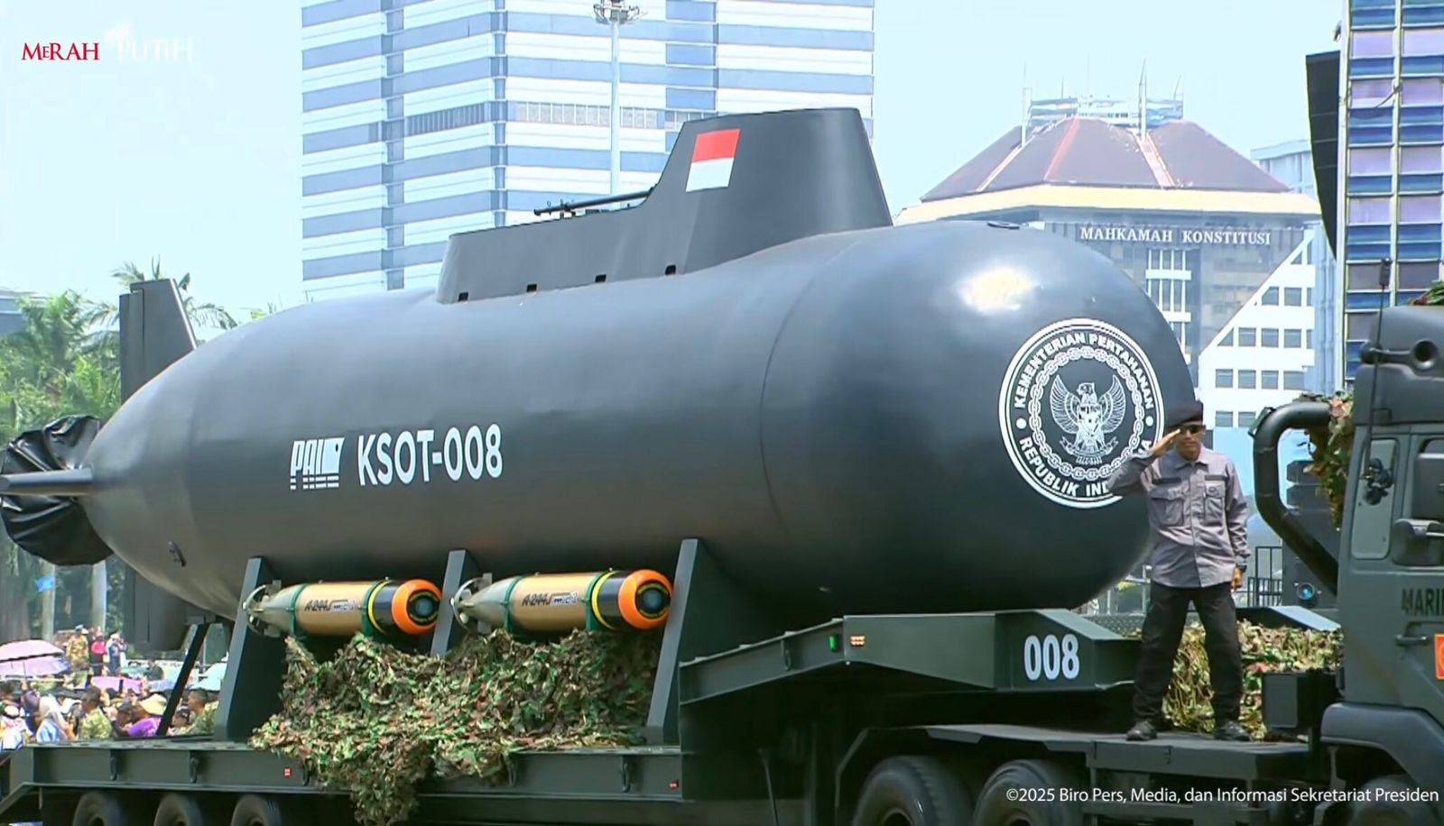Kapal Selam Buatan Anak Bangsa Debut di HUT ke-80 TNI, Begini Penampakannya!