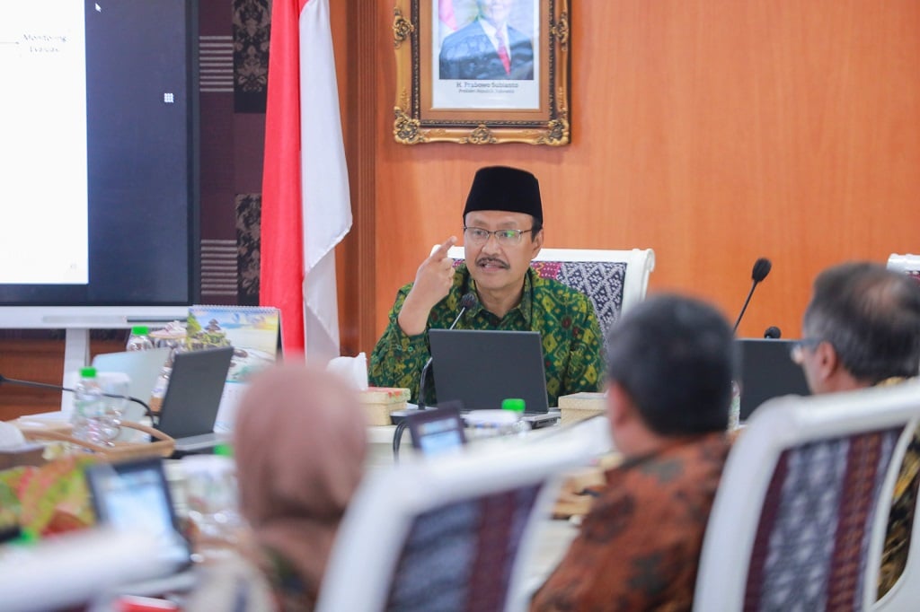 Mensos Ungkap 9 Arah Kebijakan untuk Kelompok Miskin, Termasuk Sekolah Rakyat