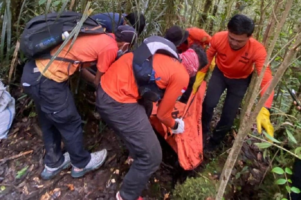 Pendaki Gunung Gawalise Ditemukan Tewas, Jasad Dievakuasi 200 Meter dari Puncak