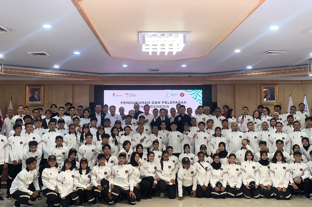 Dikukuhkan! Tim Indonesia Dilepas ke Asian Youth Games dan Islamic Solidarity Games 2025