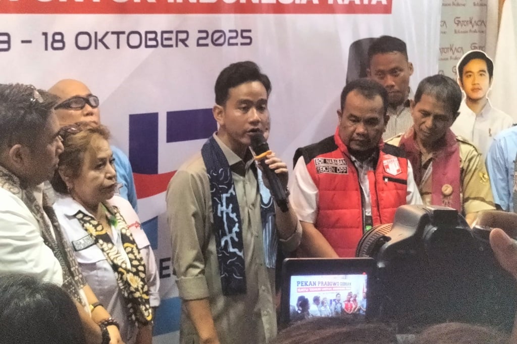 Gibran Bertemu Relawan jelang Setahun Pemerintahan, Minta Tetap Kawal Program