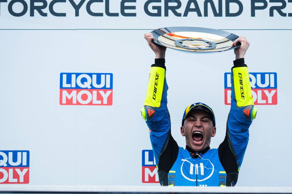 Tangis Raul Fernandez usai Raih Kemenangan Perdana MotoGP Australia 2025