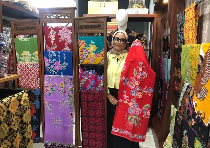 Insipiratif! UMKM Binaan BRI Ini Kenalkan Batik Khas Tangerang ke Luar Negeri