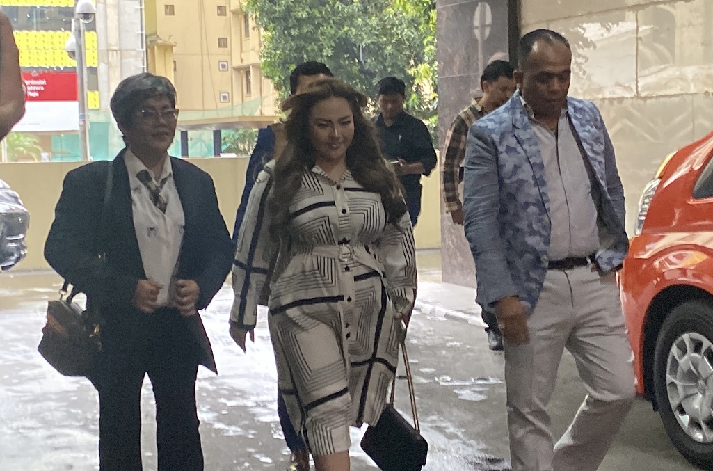 Lisa Mariana Penuhi Panggilan Bareskrim Kasus Fitnah RK: Doakan yang Terbaik