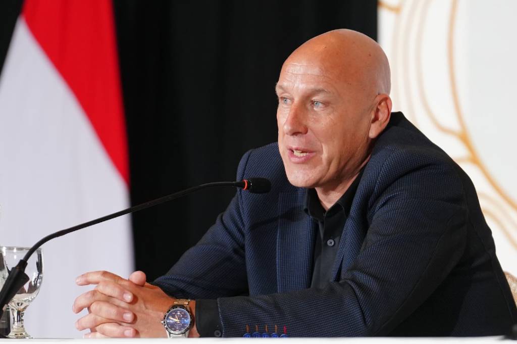 Dirtek Alexander Zwiers Bocorkan Kriteria Pelatih Baru Timnas Indonesia