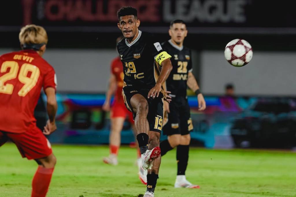 Dewa United Ditahan 10 Pemain Phnom Penh Crown di Laga Perdana AFC Challenge League 2025-2026