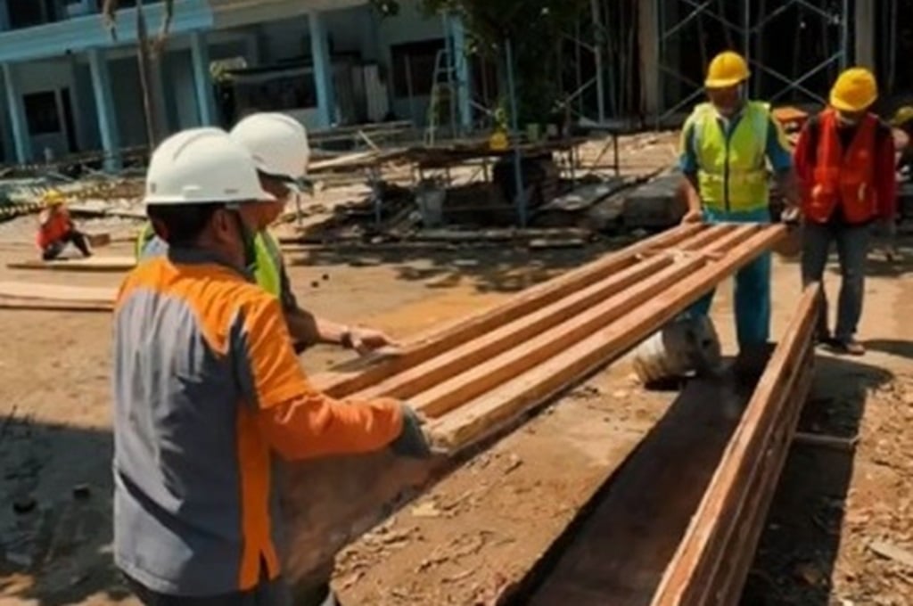 Kementerian PU Latih Santri Lirboyo Bangun Gedung, Beri Bekal Keselamatan Kerja