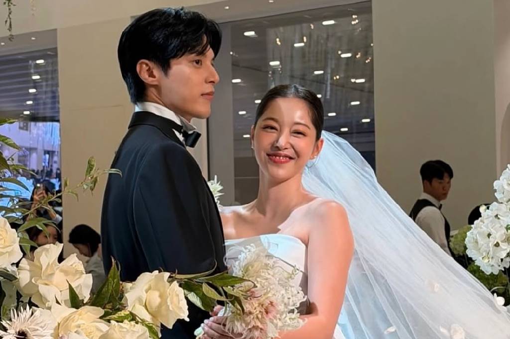 Selamat! Kim Ga Eun dan Yoon Sun Woo Akhirnya Menikah setelah 10 Tahun Pacaran