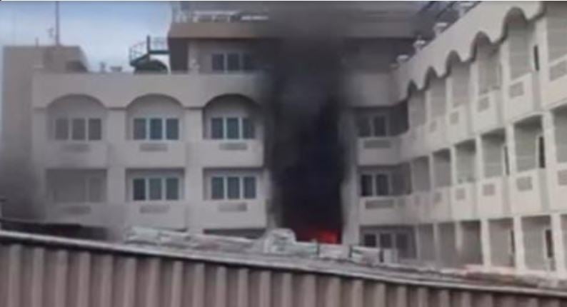 Hotel Bintang 5 di Samarinda Terbakar, Sejumlah Karyawan Pingsan