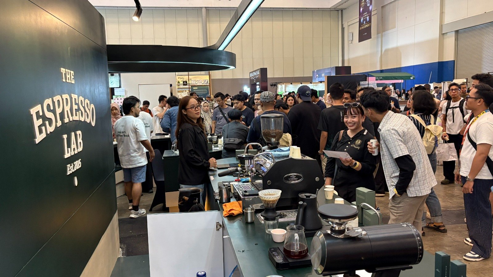 Gen Z Suka Ngopi Americano gegara Sadar Kesehatan, Setuju?