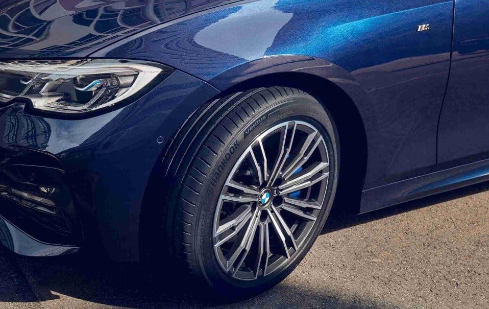 4 Kebiasaan Buruk Ngerem Bisa Bikin Ban Cepat Aus dan Menyebabkan Kecelakaan