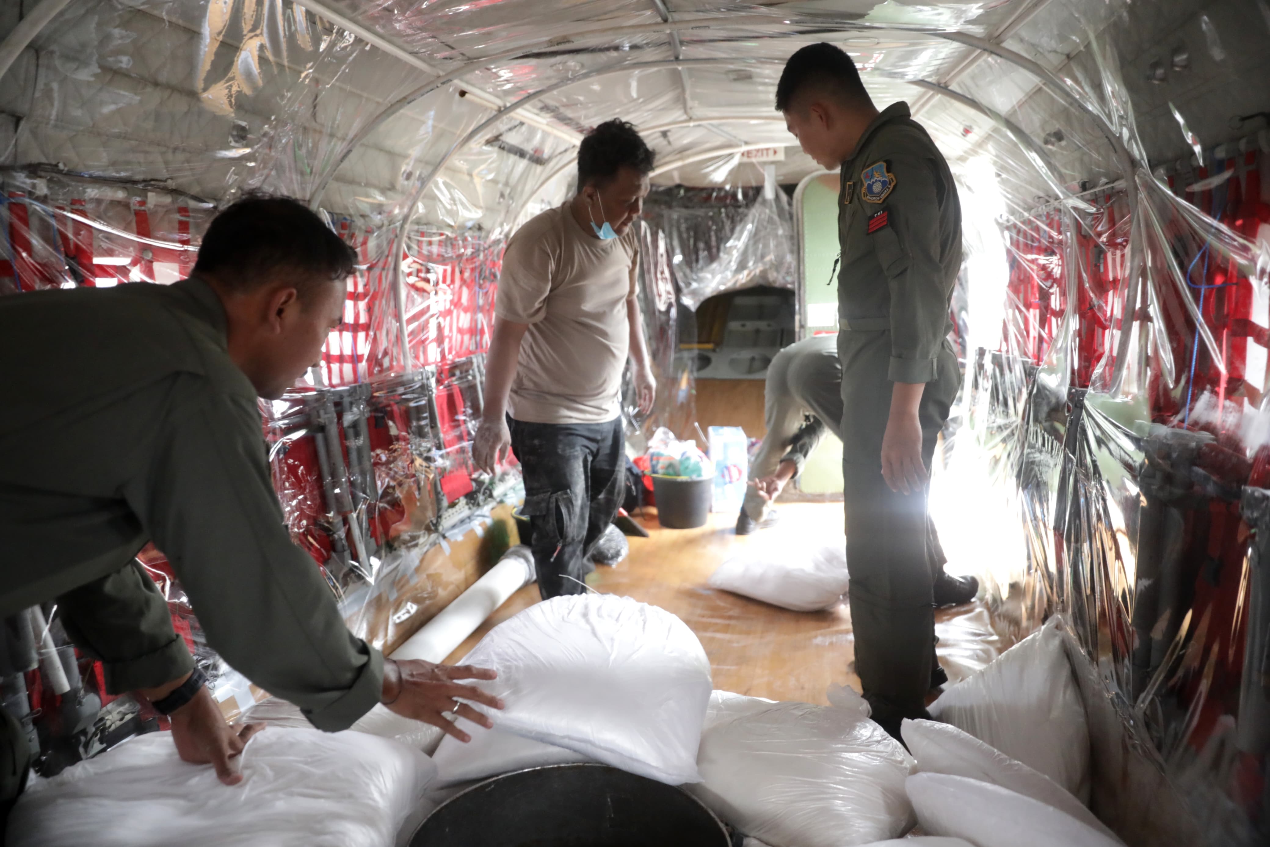 Pemprov DKI Jakarta Gelar Operasi Modifikasi Cuaca untuk Antisipasi Cuaca Ekstrem