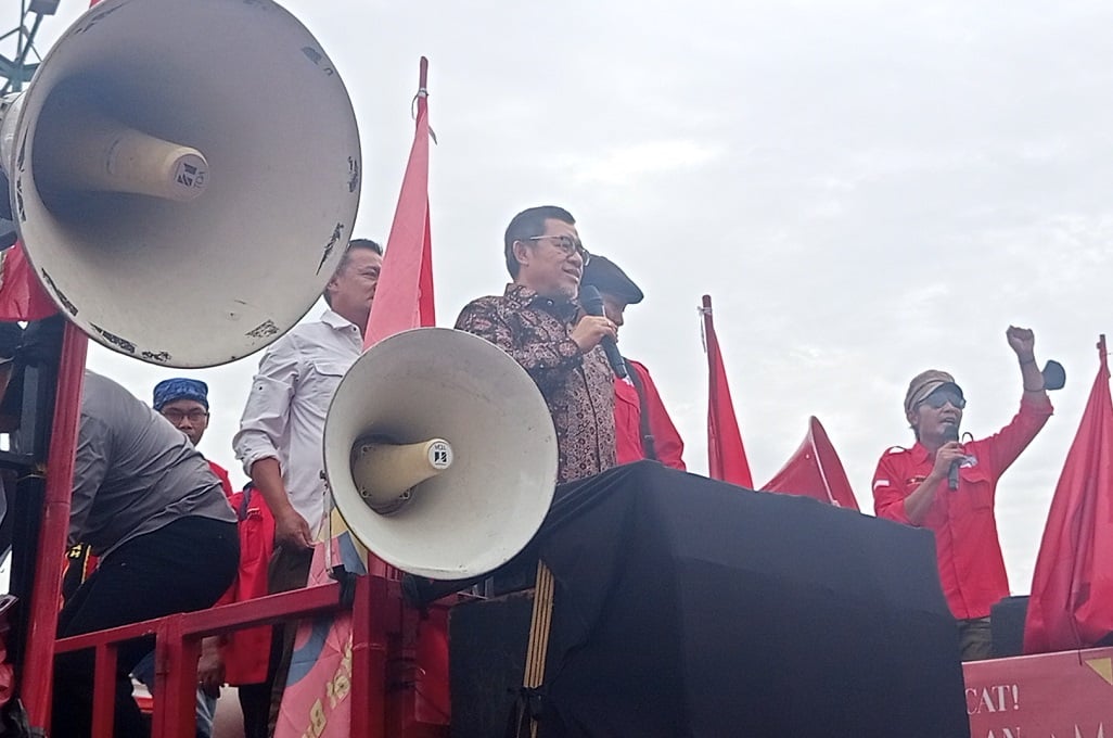 DPR Temui Massa Buruh KASBI, Sepakat Bikin UU Ketenagakerjaan Baru