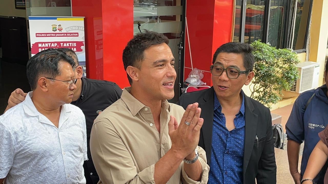 Hamish Daud Bantah Selingkuhi Raisa