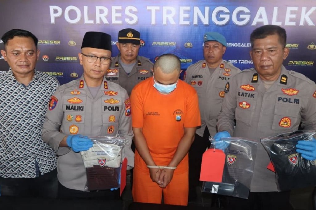 Viral Guru SMP di Trenggalek Dianiaya Kakak Murid Gegara Tegur Adiknya Main HP