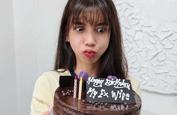 Kue Ultah Sabrina Chairunnisa dari Deddy Corbuzier Viral, Kode Resmi Cerai?