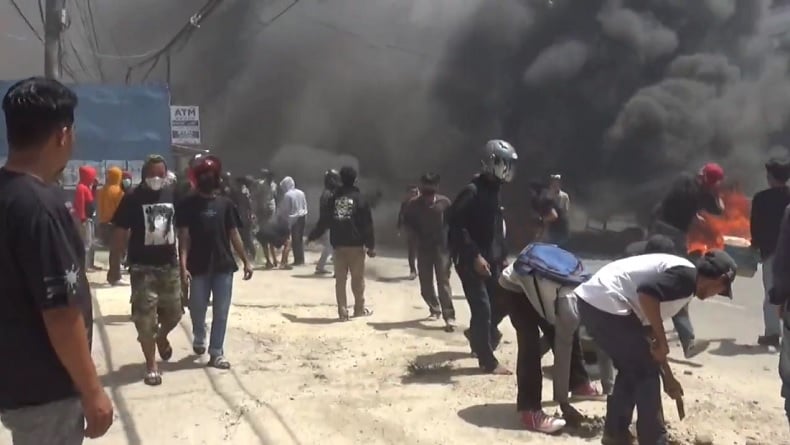 Bentrokan di Kendari Pecah, Kapolresta Kombes Edwin L Sengka Terluka