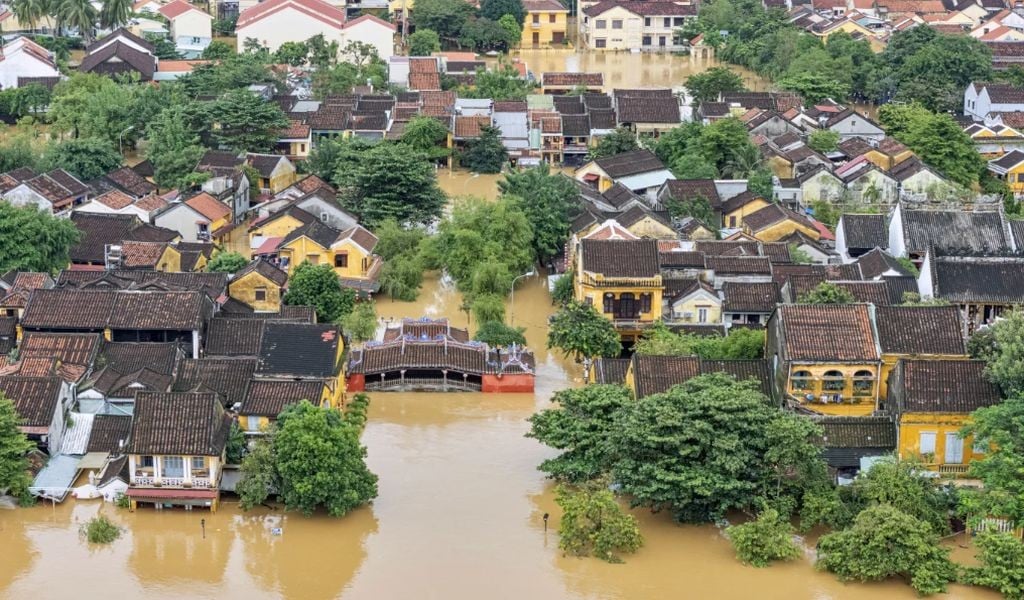 Banjir Landa Vietnam, Korban Tewas dan Hilang Tembus 100 Orang Jutaan Ternak Mati