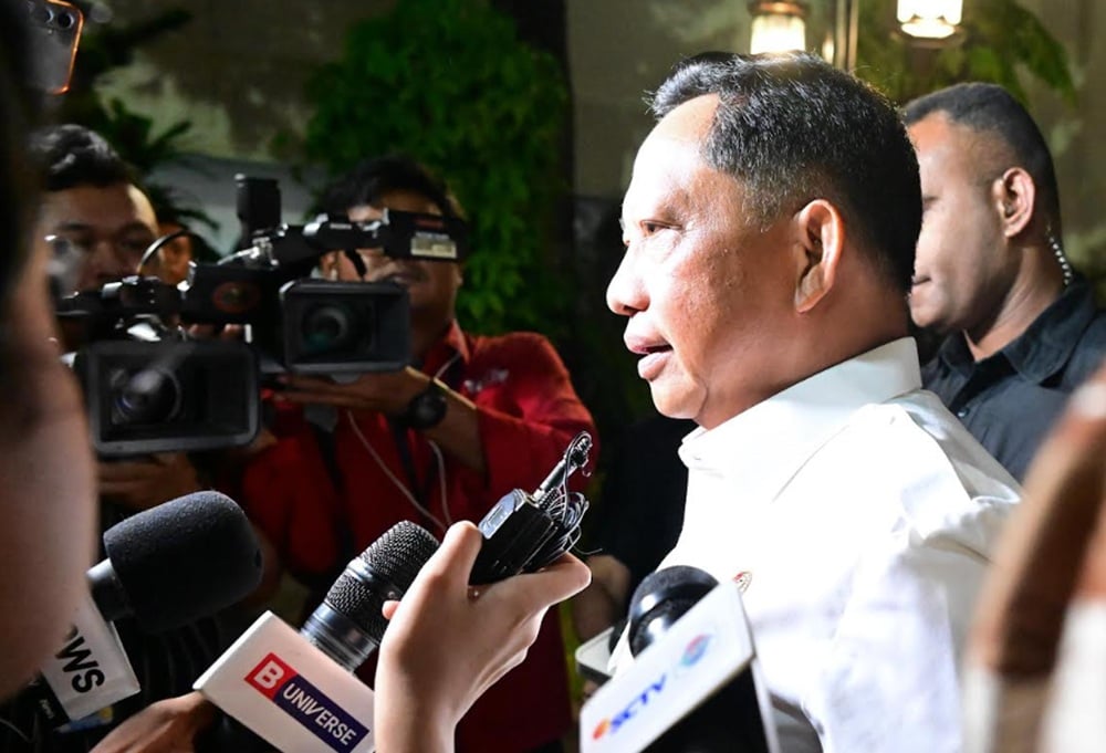 Prabowo Setujui Pengalihan 37 Penerima Beasiswa Pemda Papua ke LPDP