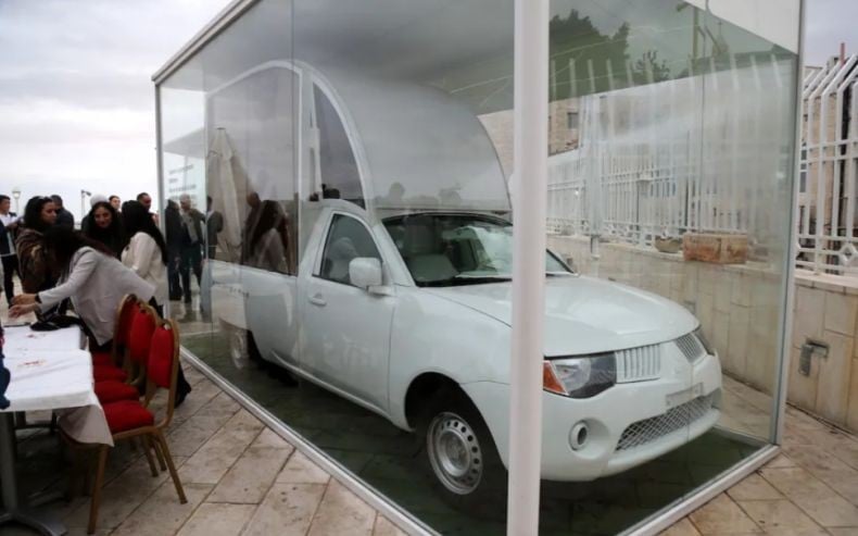 Mobil Mendiang Paus Fransiskus Disulap Jadi Klinik untuk Bantu Anak-Anak Gaza