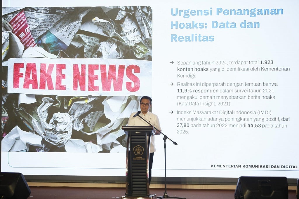 Wamen Komdigi Nezar Patria Ungkap Modus Hoaks Baru, Apa Itu?