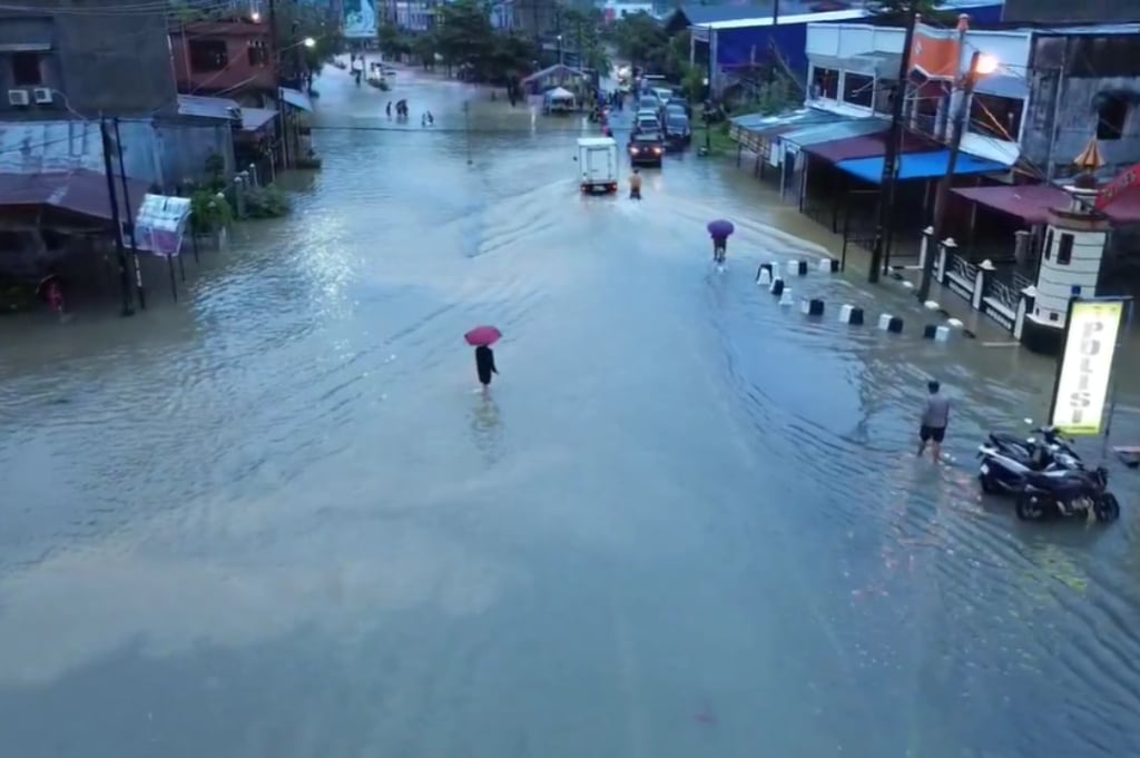 Banjir Lhokseumawe dan Aceh Barat Rendam 53 Gampong, Puluhan KK Mengungsi