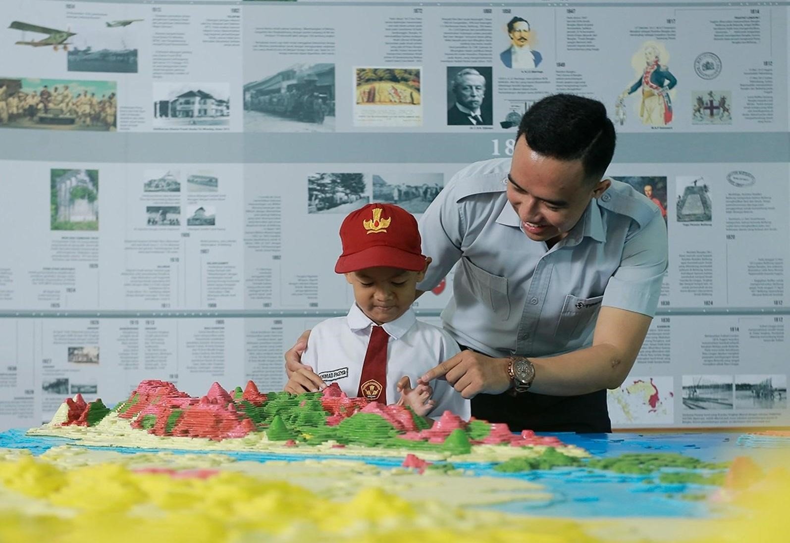 Dari Sekolah sampai ke Rumah, Kolaborasi Semesta Wujudkan Generasi Emas 2045