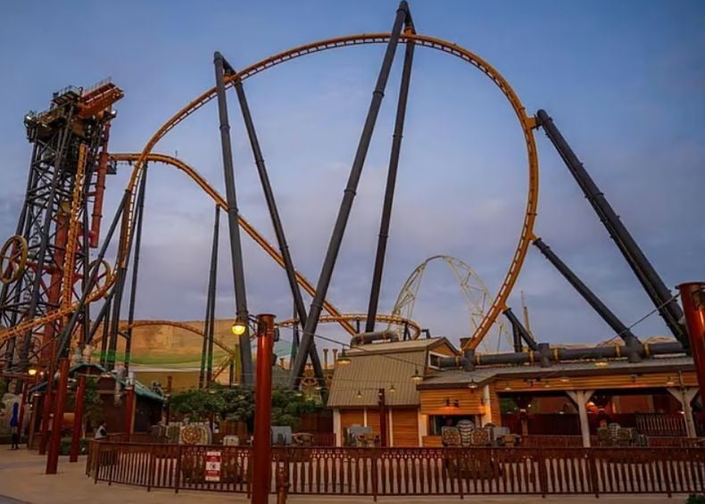 Wow! Arab Saudi Punya Roller Coaster Tercepat di Dunia, Melesat 250 Km per Jam