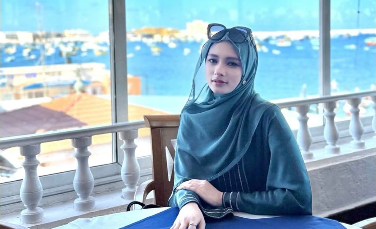 Bikin Kaget! Begini Isi Percakapan Inara Rusli dan Wardatina Mawa