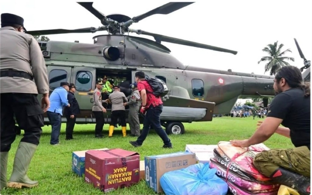 11 Helikopter TNI dan Basarnas Diterjunkan ke Wilayah Bencana di Aceh hingga Sumut