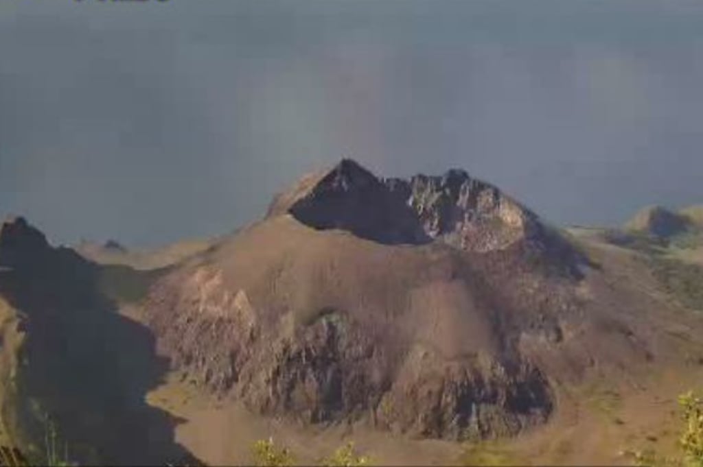 Gunung Ile Werung Naik Status ke Level II Waspada, Warga Diminta Menjauh 2 Km dari Kawah