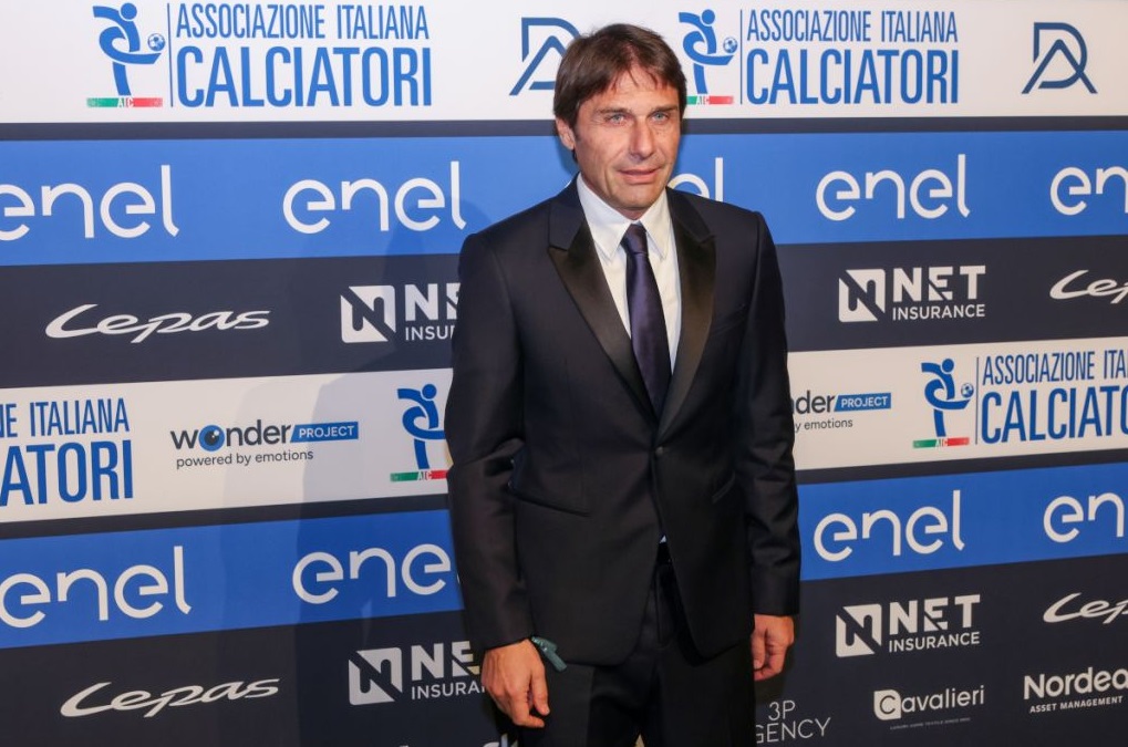Antonio Conte Pelatih Terbaik Serie A! Ungkap Rahasia Napoli Taklukkan Inter di Perburuan Scudetto Musim Lalu