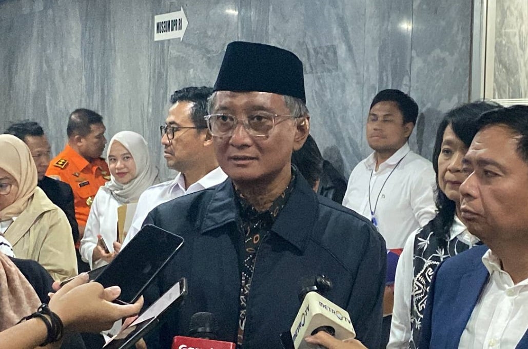 Menteri PU Ungkap Akses Sibolga Sudah Terbuka, Jalan Darurat Pakai 2 Batang Pohon Kelapa