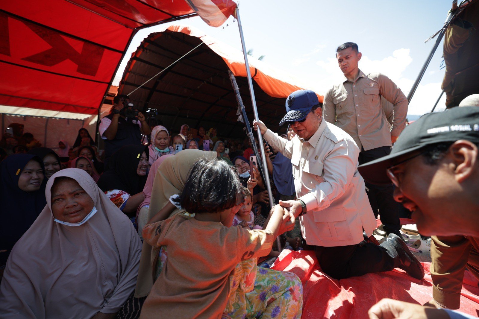 Prabowo Perintahkan Penanganan Banjir dan Longsor Sumatera Jadi Prioritas Nasional