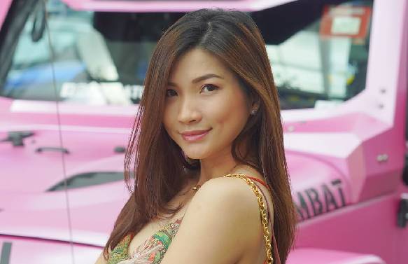 Profil Chatimeh Si Isteri Virtual yang Viral, Diisukan Pacar DJ Bravy!