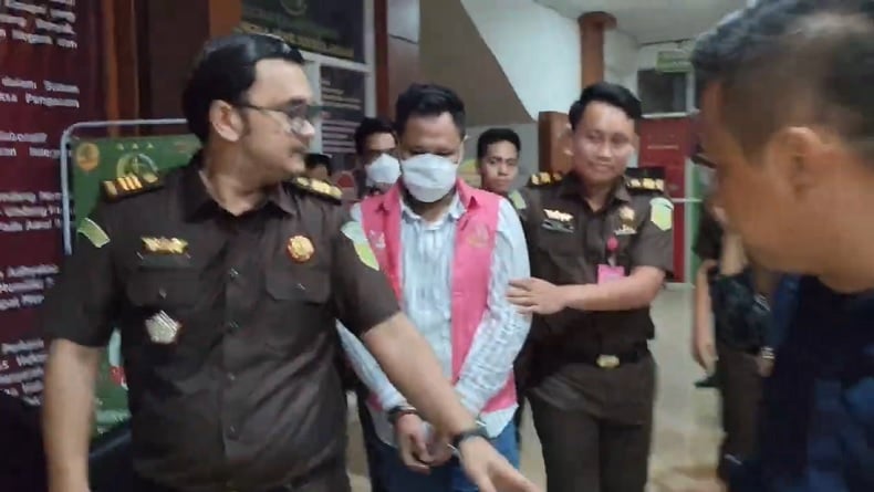 Ketua, Sekretaris dan Komisioner KPU Pangkep Ditetapkan Tersangka Korupsi Dana Hibah