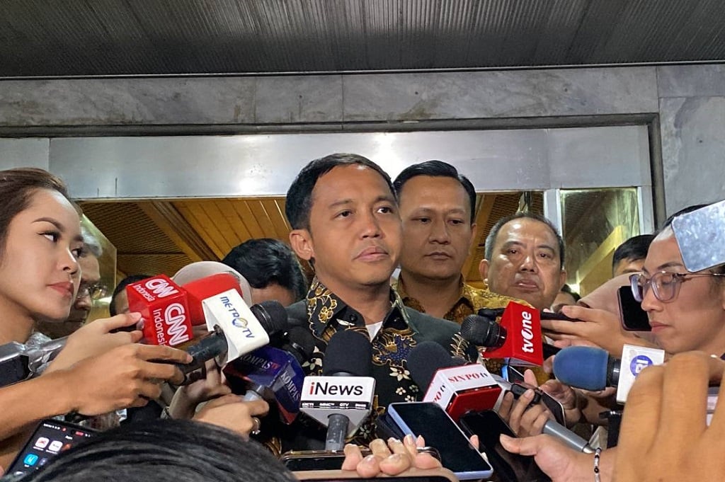 Raja Juli Sebut Tak Pernah Terbitkan Izin Penebangan Pohon selama Jadi Menteri