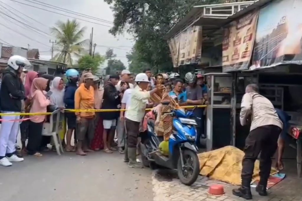 Pasuruan Gempar, Pria Tewas Dilempar Bom Bondet di Pinggir Jalan