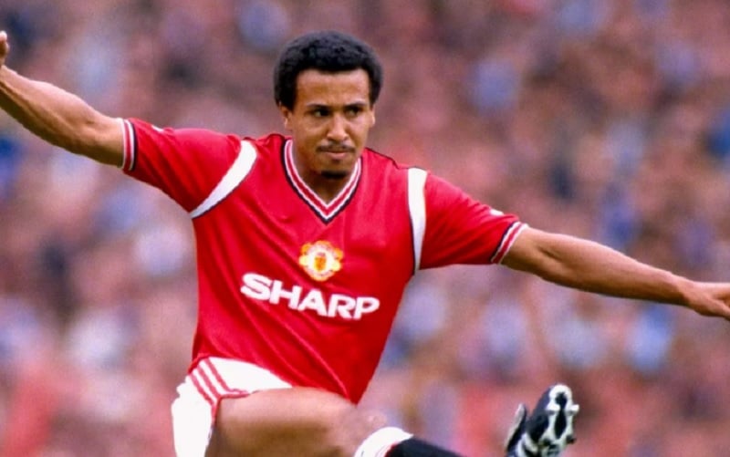 Heboh! Dikabarkan Meninggal, Mantan Bintang MU Ternyata Masih Hidup dan Sehat