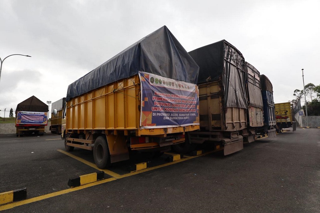 56 Ton Logistik Dikirim ke Lokasi Bencana Sumatra, Tempuh Jalan Darat 4 Hari 3 Malam