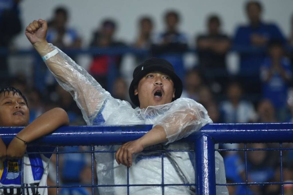 Persib Bandung vs Bangkok United: Bojan Hodak Ajak Bobotoh Penuhi GBLA