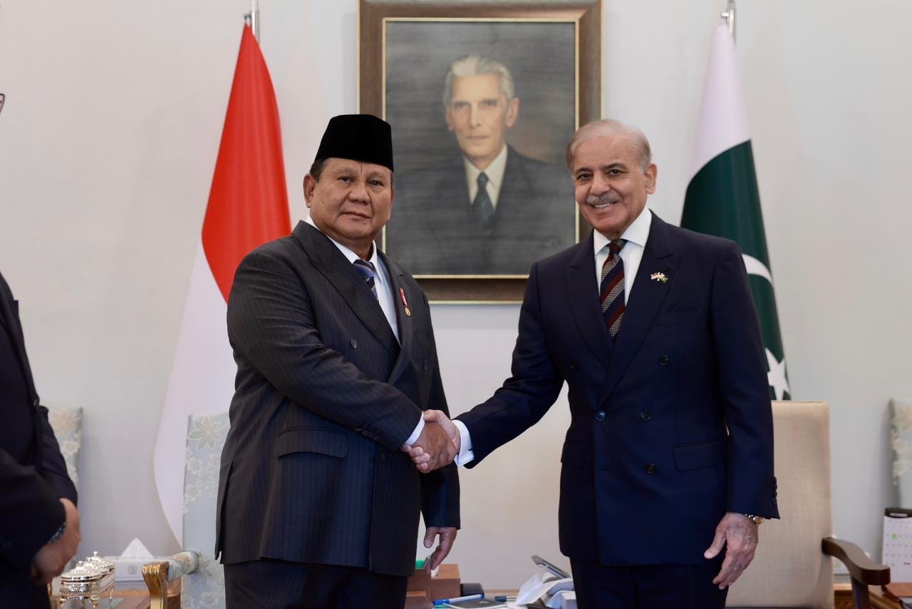 Presiden Prabowo Undang PM Pakistan Shehbaz Sharif Berkunjung ke RI 