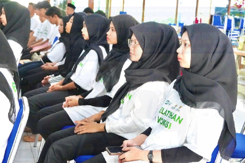 Baznas Latih 50 Operator Jahit Terampil di Brebes, Lulus Langsung jadi Karyawan