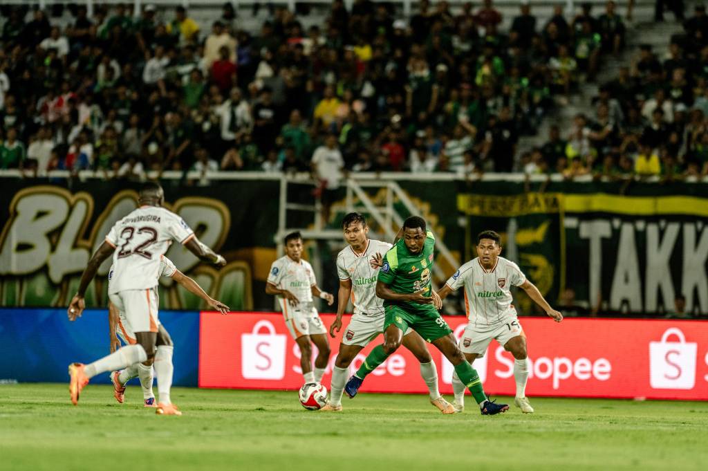 Hasil Persebaya vs Borneo FC di Super League: Gol Menit Akhir Selamatkan Bajul Ijo dari Kekalahan