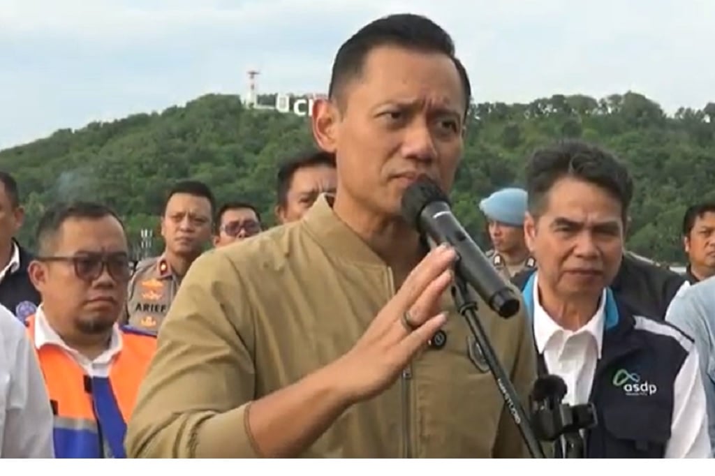 Menko AHY Cek Pelabuhan Merak Jelang Nataru 2026, Pastikan Penyeberangan Lancar