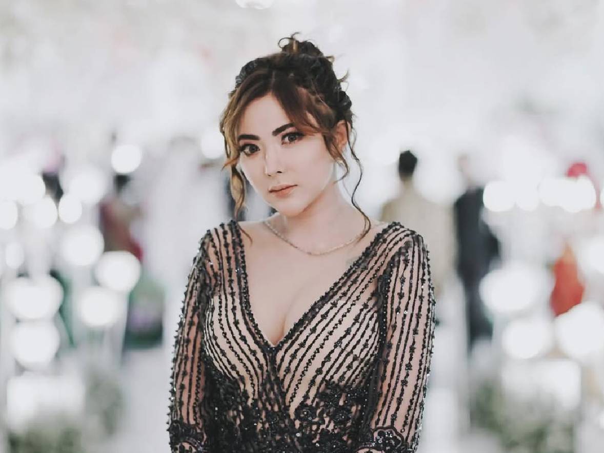 Profil Ayu Aulia, Mantan Model Dewasa yang Viral di Medsos!